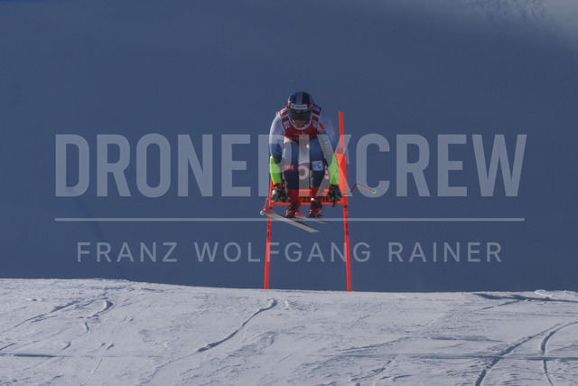 Audi FIS Ski World Cup: Men’s Slalom – Hahnenkamm Race, Kitzbuehel | Kitzbuehel, Austria, 25.Jan.26 - Alpine Skiing - FIS World Cup, Hahnenkamm Race, Slalom, men. The image shows SEJERSTED Adrian Smiseth (NOR, Atomic).