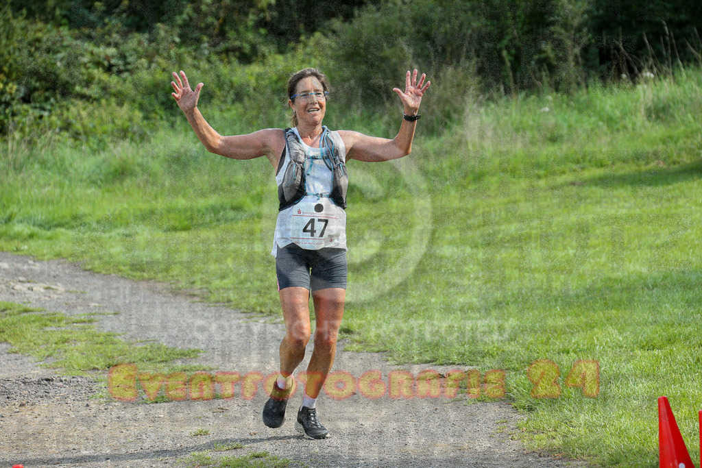 230826_1553_EX1_1476 | Sportfotografie im Rhein-Sieg Kreis, Köln, Bonn, NRW, Rheinland Pfalz, Hessen, etc. Unser Tätigkeitsfeld umfasst den Laufsport vom Volkslauf über den Marathon, Duathlon, Triathon bis zum Ultralauf wie Kölnpfad Ultra oder Schindertrail.