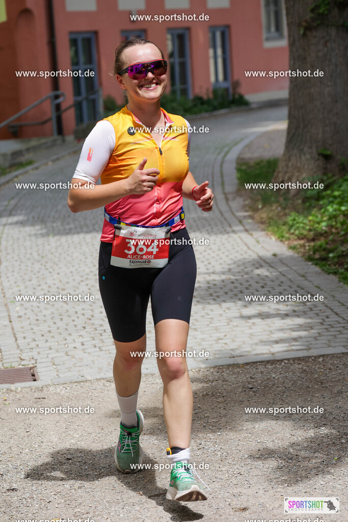 KSZ_9350 | Stadttriathlon Erding 2025. #yourpictrs #sportshot_your_pictrs @Sportshotphotography #stadttriathlonerding Copyright: www.sportshot.de