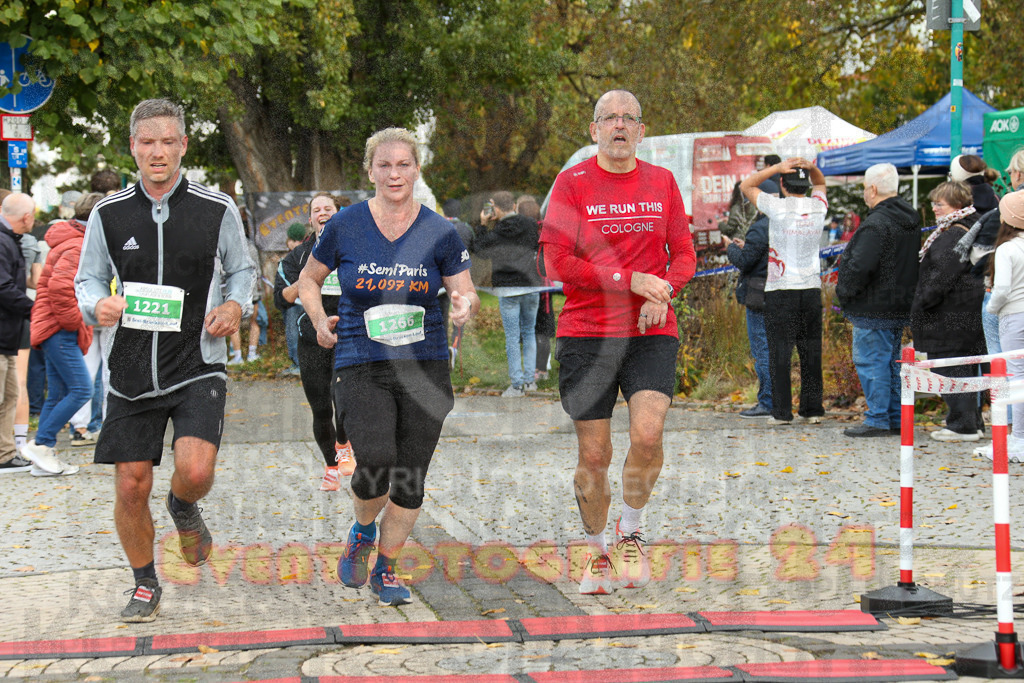 241020_1110_EX1_1290 | Sportfotografie im Rhein-Sieg Kreis, Köln, Bonn, NRW, Rheinland Pfalz, Hessen, etc. Unser Tätigkeitsfeld umfasst den Laufsport vom Volkslauf über den Marathon, Duathlon, Triathon bis zum Ultralauf wie Kölnpfad Ultra oder Schindertrail.
