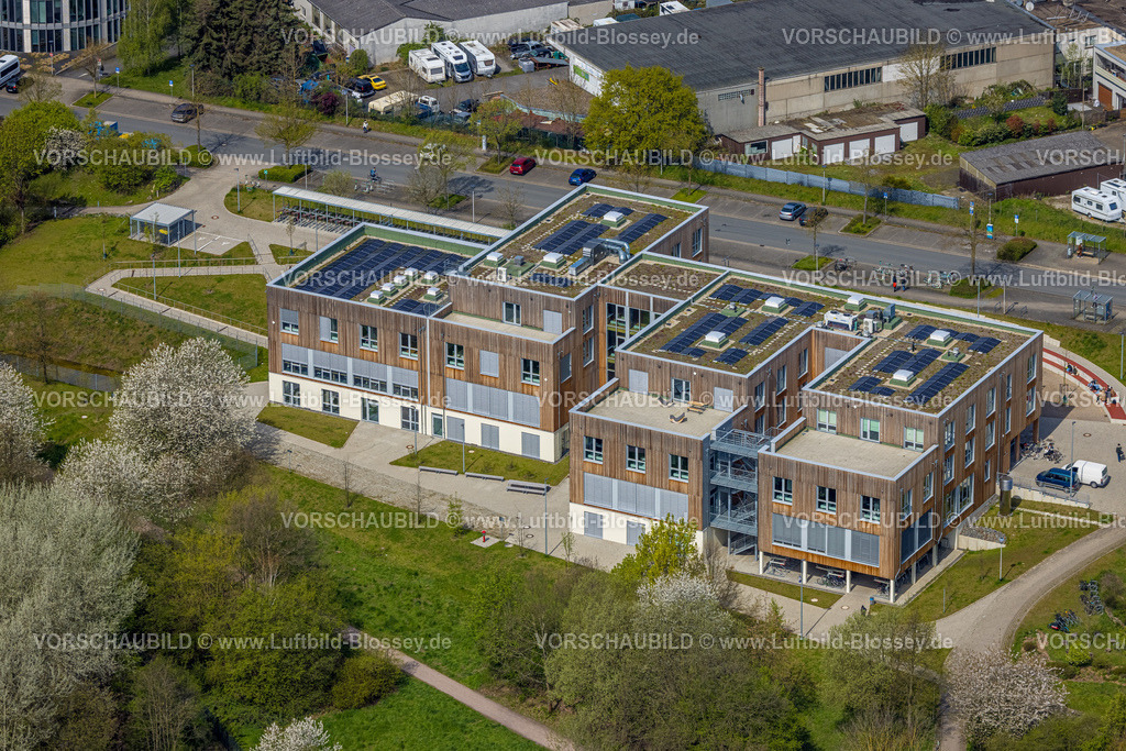 Witten230402330 | Luftbild, Universität Witten Herdecke, Campus Bibliothek in Holzbauweise, Annen, Witten, Ruhrgebiet, Nordrhein-Westfalen, Deutschland