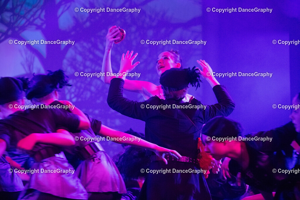 GPHY2821 | DanceGraphy - Realisiert mit Pictrs.com