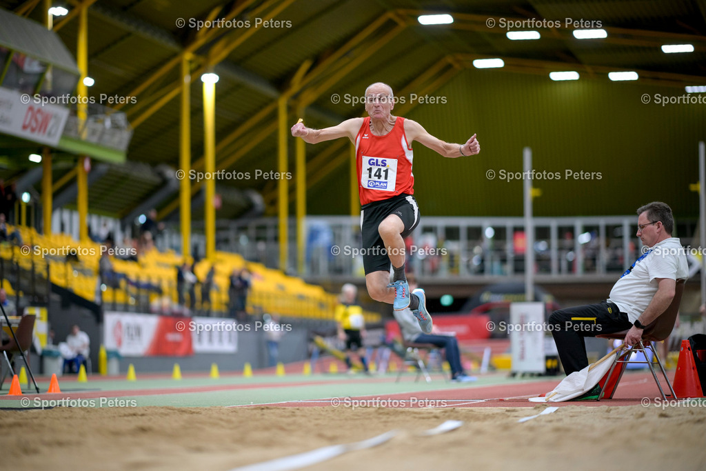 Deutsche Hallenmeisterschaften Masters - Samstag_236 | Deutsche Meisterschaften Halle Masters am 02.03.2024 in Dortmund 

Foto: Kai Peters - Realisiert mit Pictrs.com