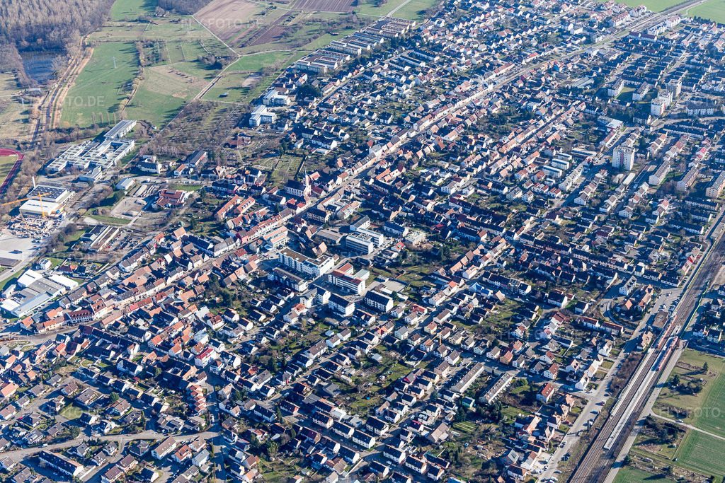 Luftbild: Hauptstr im Ortsteil Blankenloch in Stutensee im Bundesland Baden-Württemberg in Deutschland. Foto: IMG_097235.jpg vom 10.03.2017 durch Werner Riehm/FLY-FOTO.de