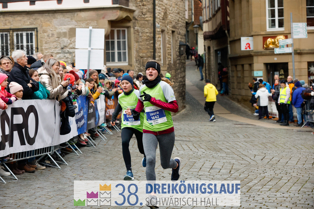 1700m Stadtwerke Jugendlauf | 3 Koenigslauf 2024 1700m Stadtwerke Jugendlauf - Realisiert mit Pictrs.com
