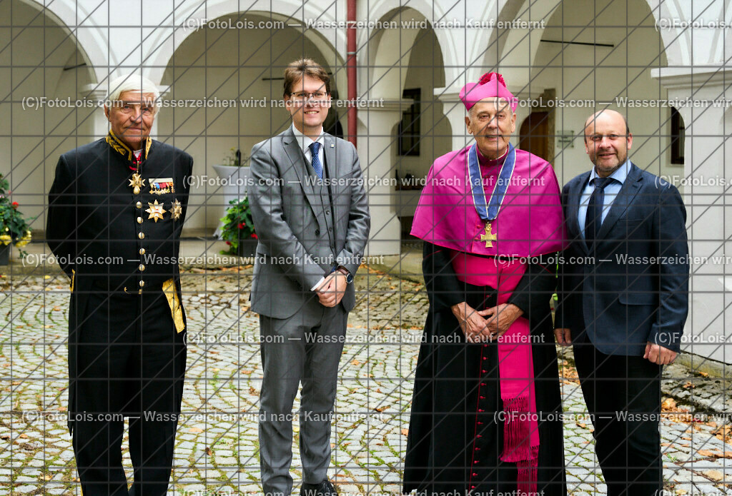 ALP3260_Jeanne de Ferrette_Hildebrand-Hoefer-Enichlmayr-Aigner | (C)FotoLois.com, Alois Spandl, 700stes Hochzeitsjubiläum - Albrecht II. mit Johanna von Pfirt in Thann (FR) im März 2024. Empfang des Organistionskommitees aus der Region Ferrette (Pfirt)/Thann aus dem Elsass mit Empfang durch die Stadtgemeinde und Bezirkshauptmannschaft Scheibbs im Schloss Scheibbs und anschließender Kranzniederlegung in der Kartausenkirche über der Krypta des Gründerehepaares durch Mitglieder des Templer Ordens im Beisein von Mitgliedern der Goldhaubengruppen, Fr 22. September 2023.