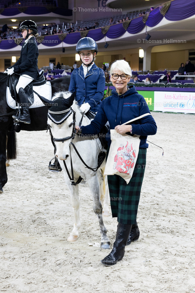 TH_Reiterwettbewerb-Linsenhoff Förderpreis_2623 | Reiterwettbewerb-Linsenhoff Förderpreis beim Festhallen Reitturnier Frankfurt 2022 am 15.12.22 in Franlkfurt, Festhalle