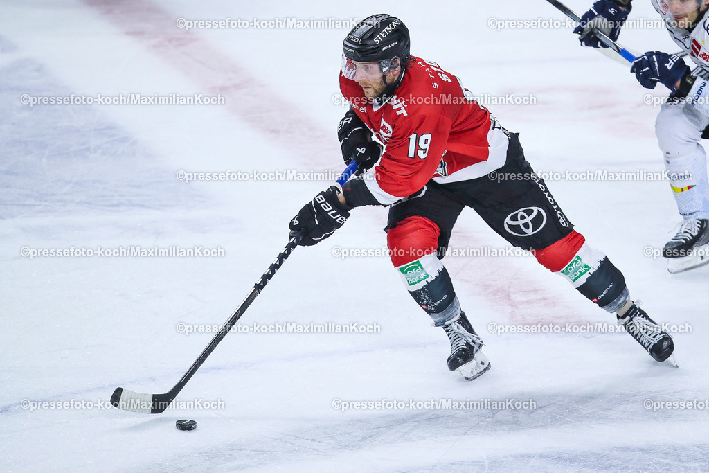 KoeDEL14032402076 | 14.03.2024, Köln, Eishockey, Penny DEL, Pre-Playoffs Spieltag 3, Lanxess-Arena, Kölner Haie - ERC Ingolstadt: Frederik Storm (Kölner Haie)