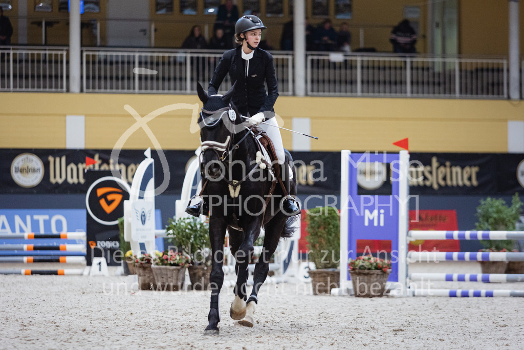 221112_Warstein_E-Stil-418 | Deine schönsten Turniermomente als professionelle Fotos! Entdecke hochwertige Pferdesport-Fotografie im Online-Shop. Jetzt Fotos finden & bestellen!