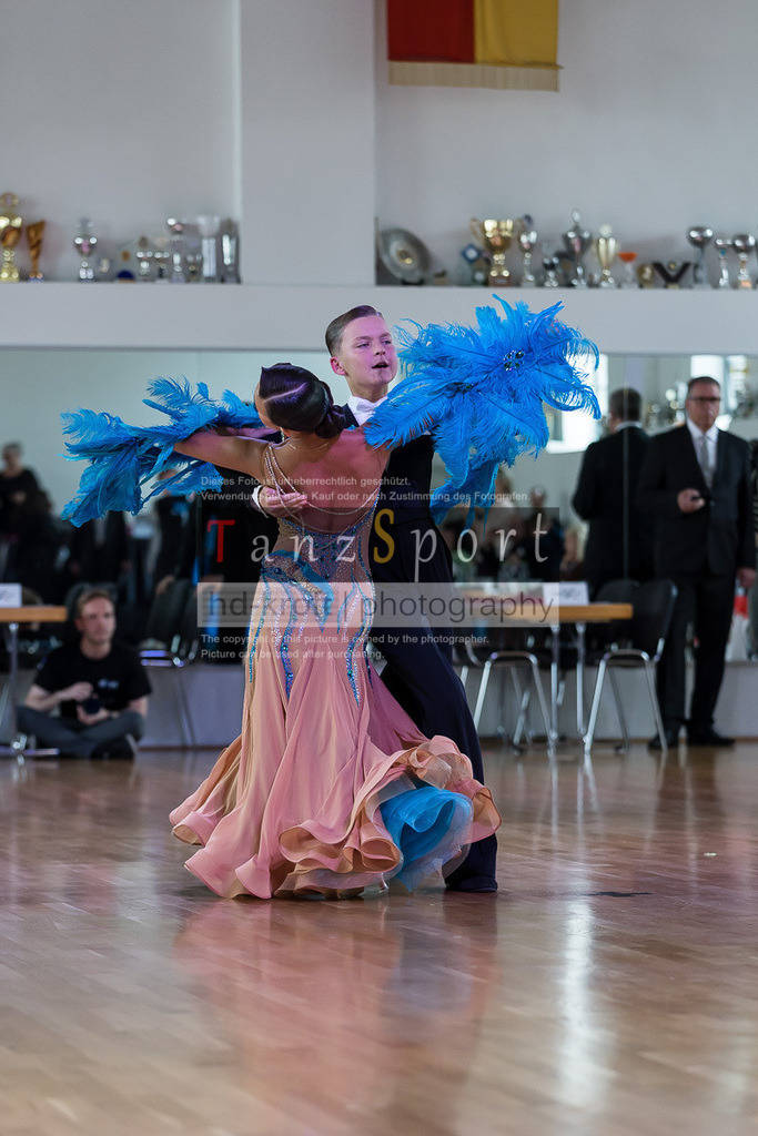 20240615_DM-Jun2-Kombi_09366 | Tanzsportbilder, Standardtanz, Lateintanz, WDSF, DTV, LTVB, dancecomp, goc, hessen tanzt, blaues band der spree, walzer, tango, wiener walzer, slowfox, quickstepp, samba, rumba, cha-cha-cha, paso doble. jive, hd-kroft photography, turniertanzsport