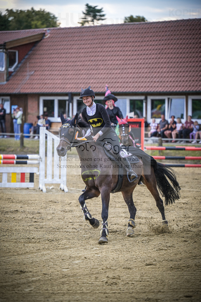 DOS_9305 | Entdecke hochwertige Reitturnierfotos von Foto Oger. Professionell, emotional und authentisch – jetzt Lieblingsmomente im Shop bestellen.Deutschlandweite Turnierfotografie. - Realisiert mit Pictrs.com