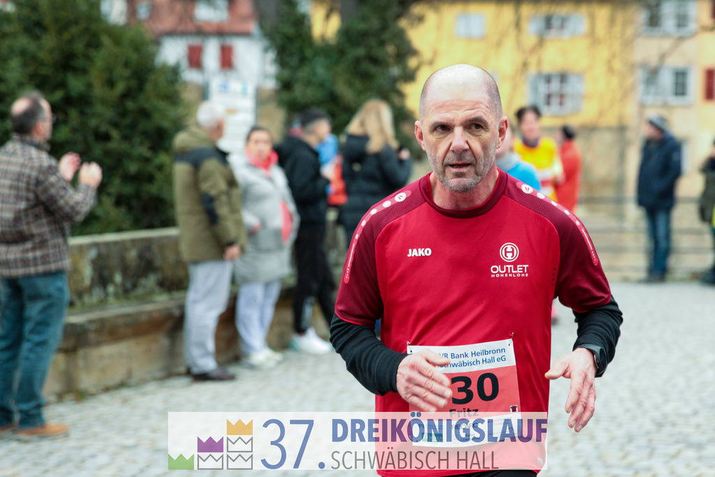 VR Bank Hauptlauf 10000m | 3 Koenigslauf 2023 - Realisiert mit Pictrs.com
