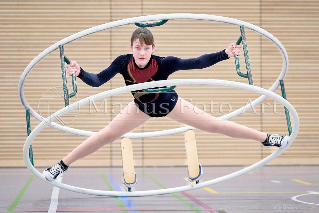 B-DSC04782 | Professionelle Sportfotografie in Hamburg, Schleswig-Holstein und Niedersachsen – spezialisiert auf Rhönrad, Geräteturnen, Leistungsturnen und rhythmische Sportgymnastik. Bundesweite Begleitung von Rhönrad-Events. Jetzt Sport-Fotos - Realisiert mit Pictrs.com