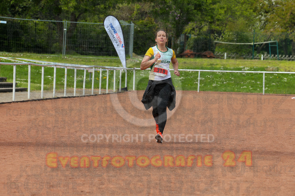 220501_1242_EX1_2370 | Sportfotografie im Rhein-Sieg Kreis, Köln, Bonn, NRW, Rheinland Pfalz, Hessen, etc. Unser Tätigkeitsfeld umfasst den Laufsport vom Volkslauf über den Marathon, Duathlon, Triathon bis zum Ultralauf wie Kölnpfad Ultra oder Schindertrail.