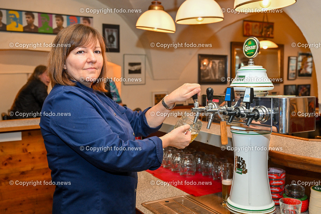 Linz_ Goesser Keller_ 23.01.2024-2 | 23.01.2024, Linz, AUT, Goesser Keller, im Bild Sibylle - Billie - Brunner (59, Wirtin)