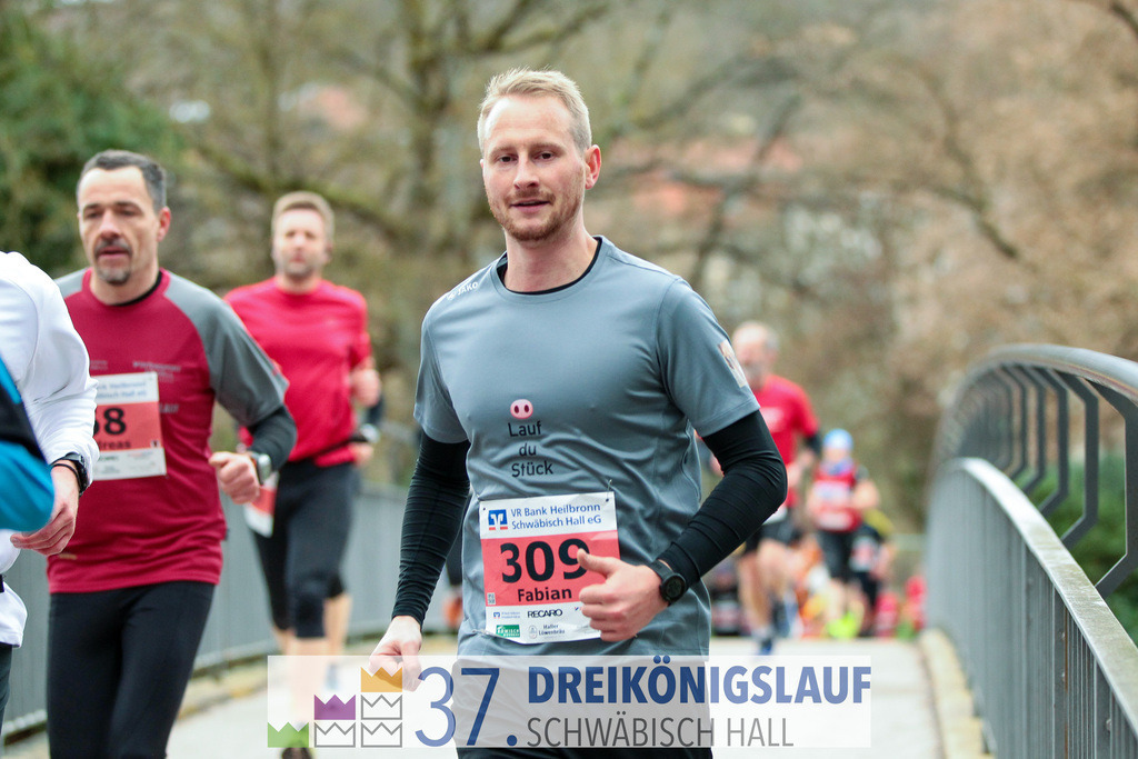 VR Bank Hauptlauf 10000m | 3 Koenigslauf 2023 - Realisiert mit Pictrs.com