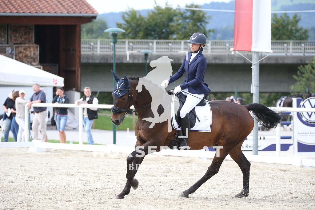 DL2Q4155 | Willkommen bei Brunnmayr - Design & Fotografie – Ihrem Spezialisten für Reitturniere und Pferdeveranstaltungen in Oberösterreich, Salzburg und Bayern! Seit über 17 Jahren sind wir leidenschaftlich dabei.