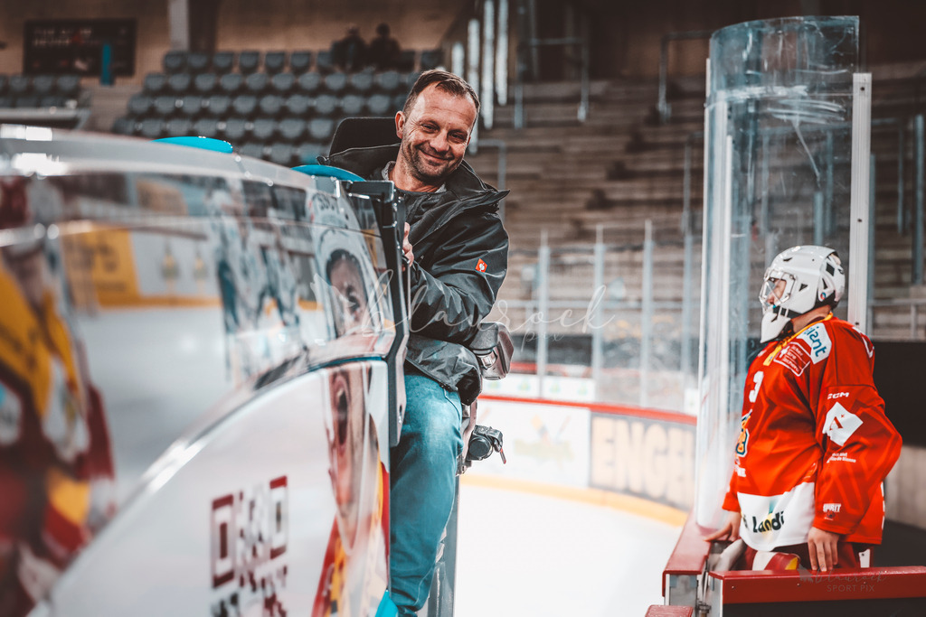 U18_EHCB vs EHCK_wb20260308-1024 | Sportbilder, Sportfotograf, Hochzeits- und Eventfotografin, Flugshows, Portraits und Tiershooting, Aviation, Downhill, Nationalleague, Swissleague, International