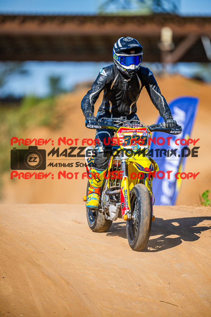 MaZZes_FotoMatrix_230916_1865 | S4