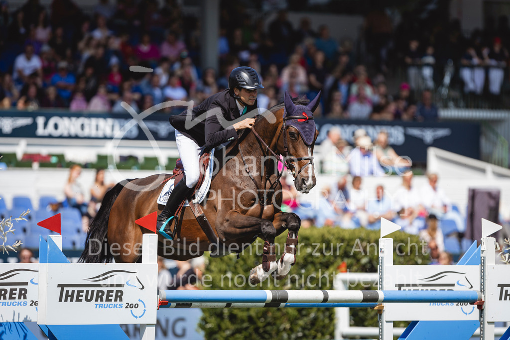 240510_Hamburg_YoungsterTour8y-214 | Deine schönsten Turniermomente als professionelle Fotos! Entdecke hochwertige Pferdesport-Fotografie im Online-Shop. Jetzt Fotos finden & bestellen!
