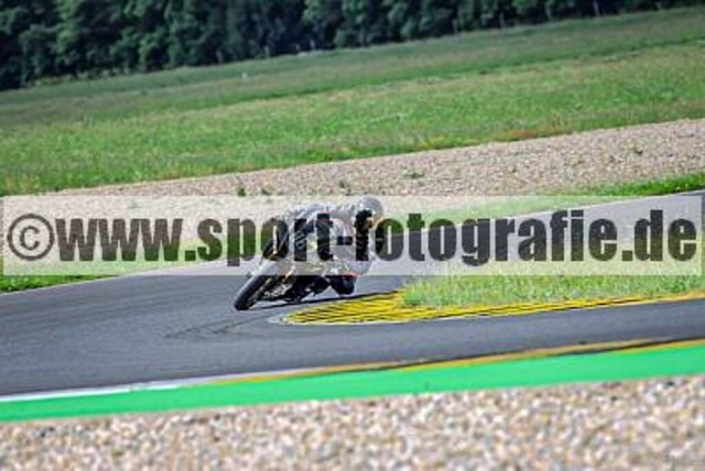 spof4168 | Professionelle Fotos von Sportveranstaltungen, aber auch Hochzeiten und anderen Events. - Realisiert mit Pictrs.com