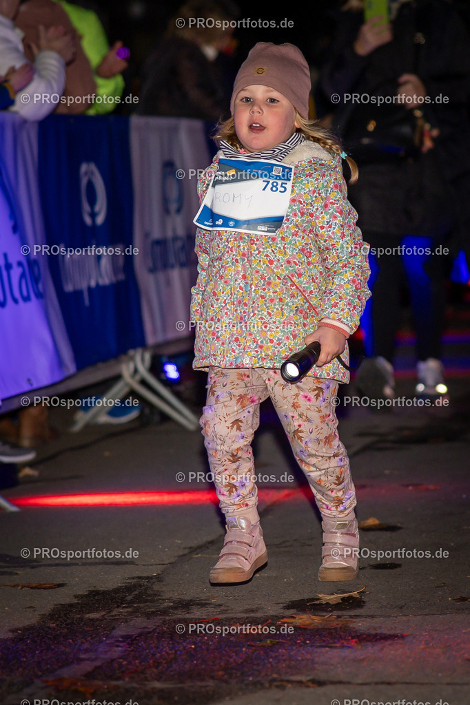 Martinslauf Sindorf 2023 in Kerpen-Sindorf, 09.11.2023 | Impressionen vom Martinslauf Sindorf 2023 am 09.11.2023 in Kerpen-Sindorf (Nordrhein-Westfalen).