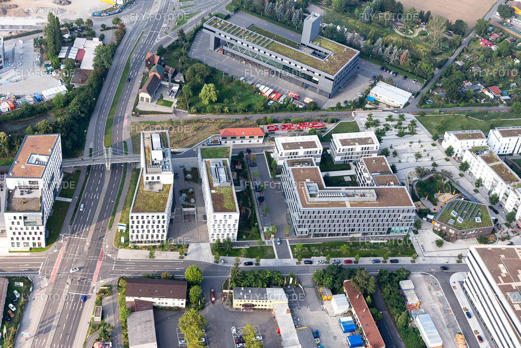 Feuerwehr | Luftbild: Feuerwehr im Ortsteil Bahnstadt in Heidelberg im Bundesland Baden-Württemberg in Deutschland. Foto: IMG_117076.jpg vom 25.08.2019 durch Werner Riehm/FLY-FOTO.de - Realisiert mit Pictrs.com