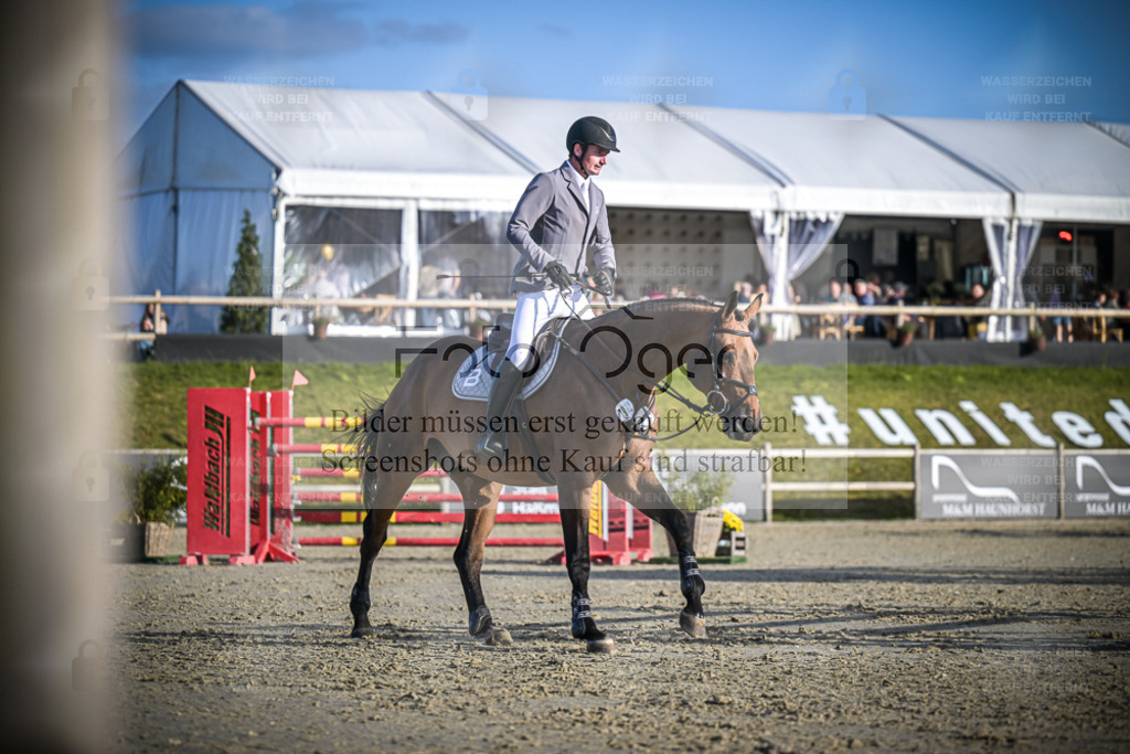 DOS_1816 | Entdecke hochwertige Reitturnierfotos von Foto Oger. Professionell, emotional und authentisch – jetzt Lieblingsmomente im Shop bestellen. - Realisiert mit Pictrs.com