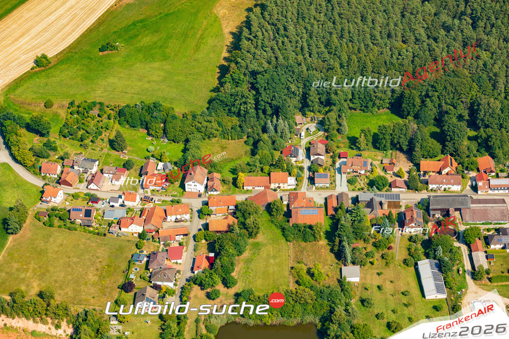 Burgstall Mitwitz Bild- Das Luftbild wurde 2025 vom UL-Flugzeug heraus erstellt ( keine Drohne bzw. Drohnenaufnahme ) - Hochauflösende Luftaufnahme -Nicht vergleichbar mit Google Maps oder Satelittenbilder- Die Geschenkidee !Mit Lizenz und Bildrechte bestellbar - CC