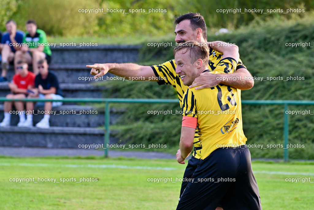 FC Faakersee vs. Rapid Lienz  | Jubel FC Faakersee, #23 Roman Adunka FC Faakersee, #18 Andreas Unterguggenberger FC Faakersee, FC Faakersee vs. Rapid Lienz , FC Faakersee vs. Rapid Lienz  am 04.08.2024 in Faakersee (Sportplatz Faakersee), Austria, (Photo by Bernd Stefan)
