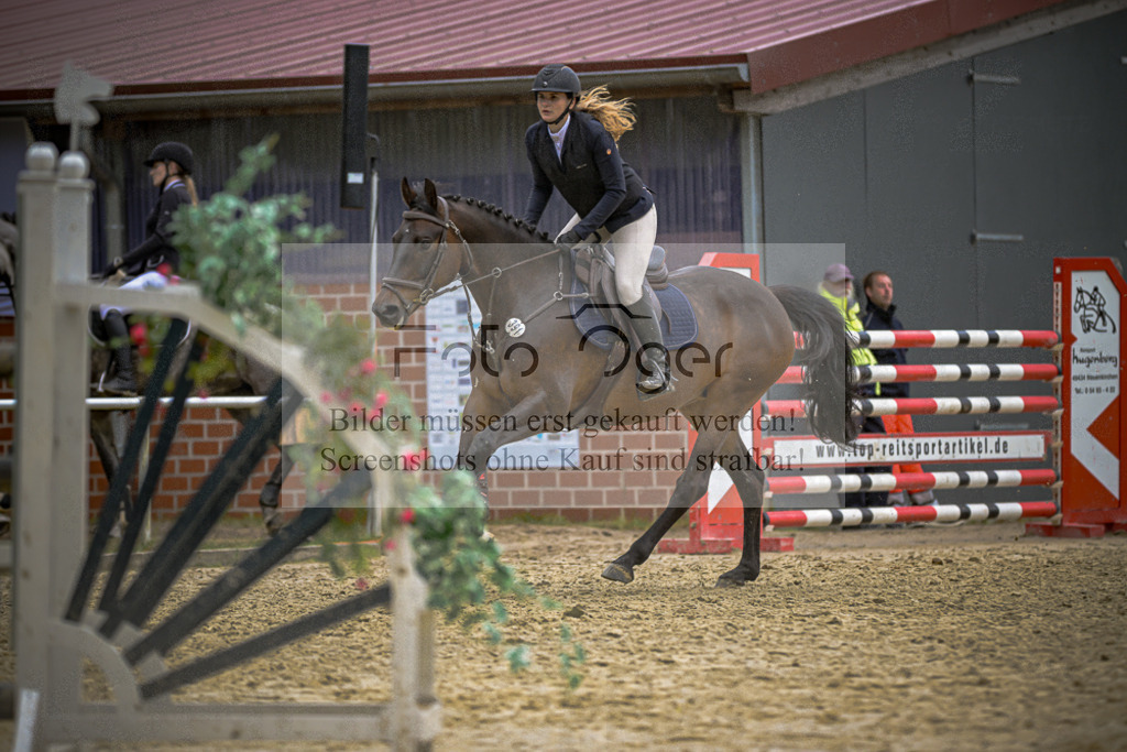 20240505-DOS_1283 | Entdecke hochwertige Reitturnierfotos von Foto Oger. Professionell, emotional und authentisch – jetzt Lieblingsmomente im Shop bestellen.Deutschlandweite Turnierfotografie. - Realisiert mit Pictrs.com
