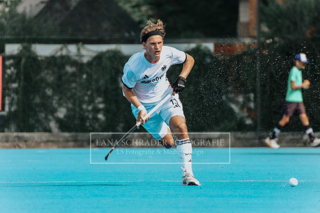 U18_EM_BOYS_HF1_GER-BEL_18.07.25_Lille (162 von 900) | lanaschraderfotografie - Realisiert mit Pictrs.com