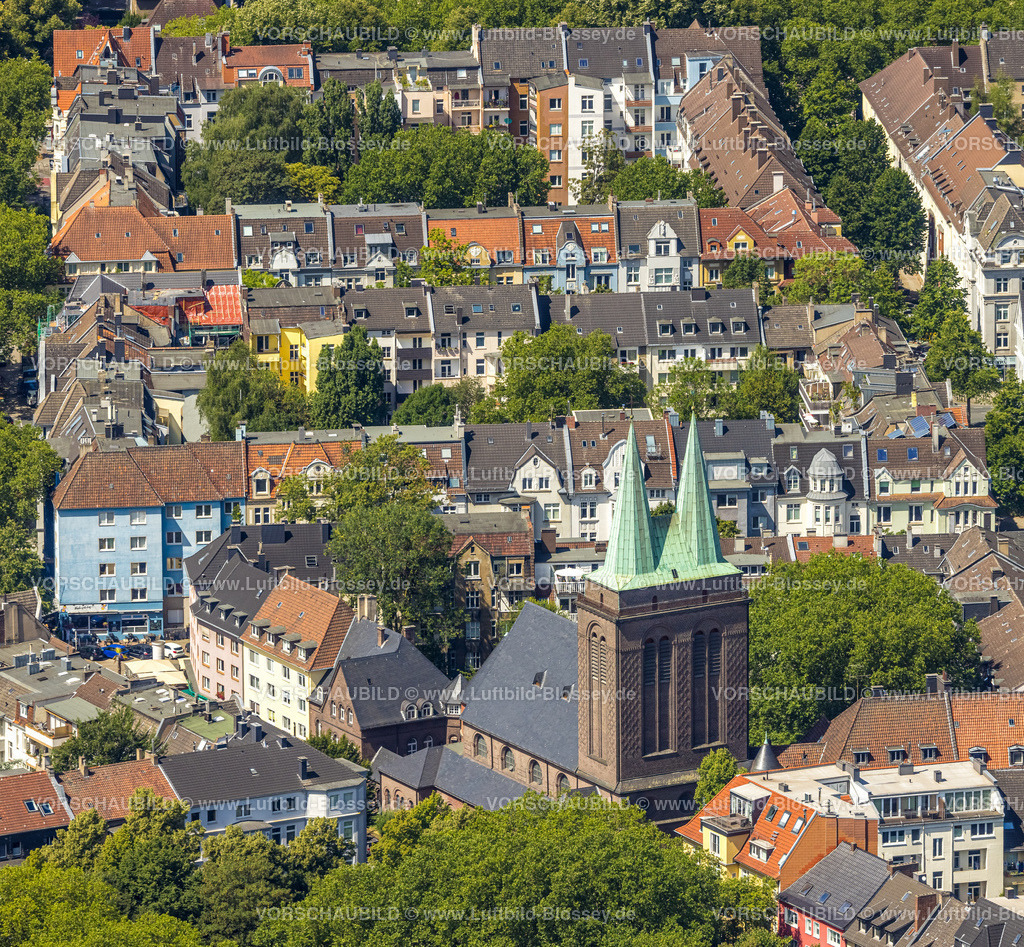 Dortmund220705289 | Luftbild, kath. Heilig-Kreuz-Kirche, im Kreuzviertel, Westfalenhalle, Dortmund, Ruhrgebiet, Nordrhein-Westfalen, Deutschland