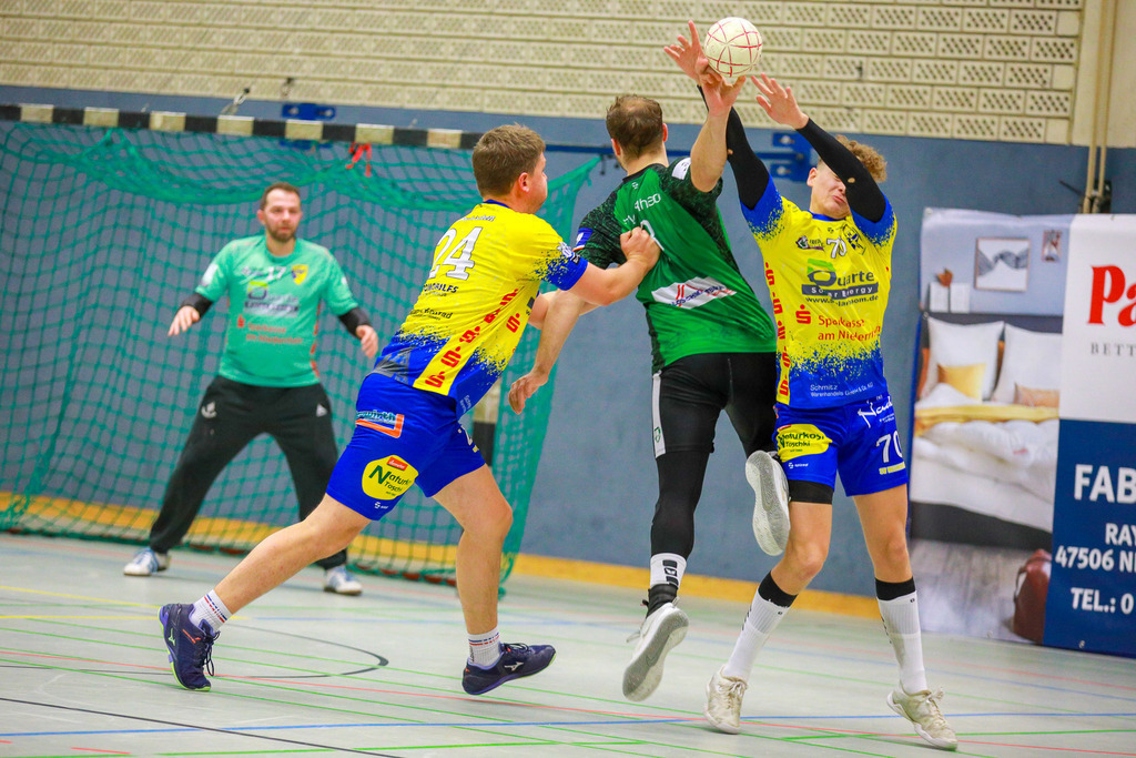 SVN_HcTvRhede_131225_149 | Bildergalerie von Sport-Ereignissen aber auch von weiteren spannenden Dingen - nicht nur vom Niederrhein. In Anlehnung an den bekannten Spruch von Hanns Dieter Hüsch heißt das Motto: "Niederrhein ist überall".  - Realisiert mit Pictrs.com