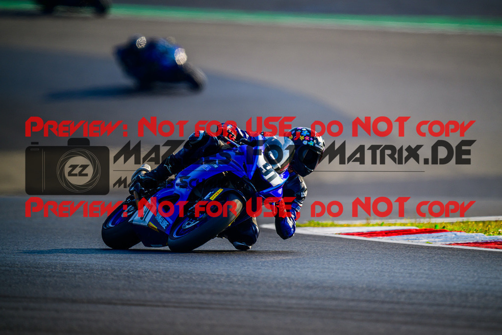 MaZZes_FotoMatrix_240831_6007705_1796 | R7