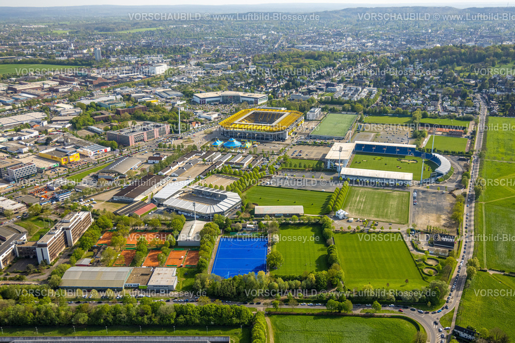Aachen240403377Tivoli | Luftbild, Aachener Tivoli, Fußballstadion im Sportpark Soers, Heimspielort des Fußballvereins Alemannia Aachen, Circus-Theater Roncalli Zirkus Zelte, Chio Aachen Stadion für Pferdesport-Turnier, Deutsche Bank Stadion Chio Aachen Gelände, Laurensberg, Aachen, Rheinland, Nordrhein-Westfalen, Deutschland