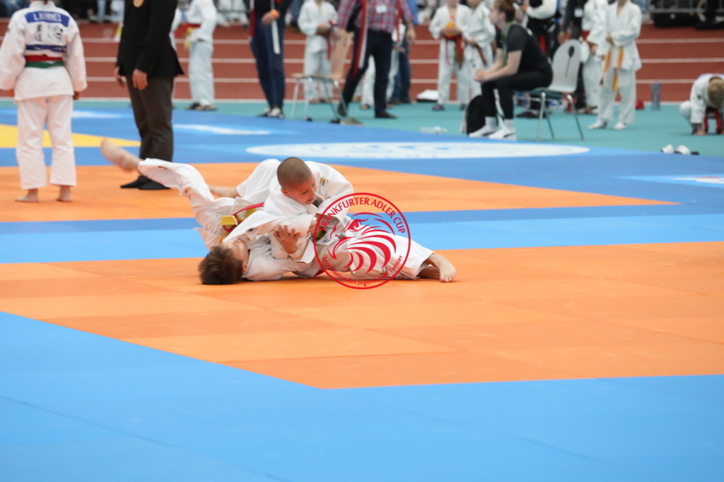 1J7A1686 | Fotos vom Adler Cup - Pictures from Adler Cup

Hier findet Ihr alle Eindrücke und großen Momente der Adler Cup Wochenenden. Here you will find all impressions and great moments of the Adler Cup weekends. - Realisiert mit Pictrs.com