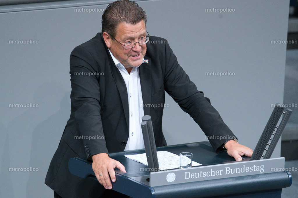 Stephan Brandner (8) | Metropolico