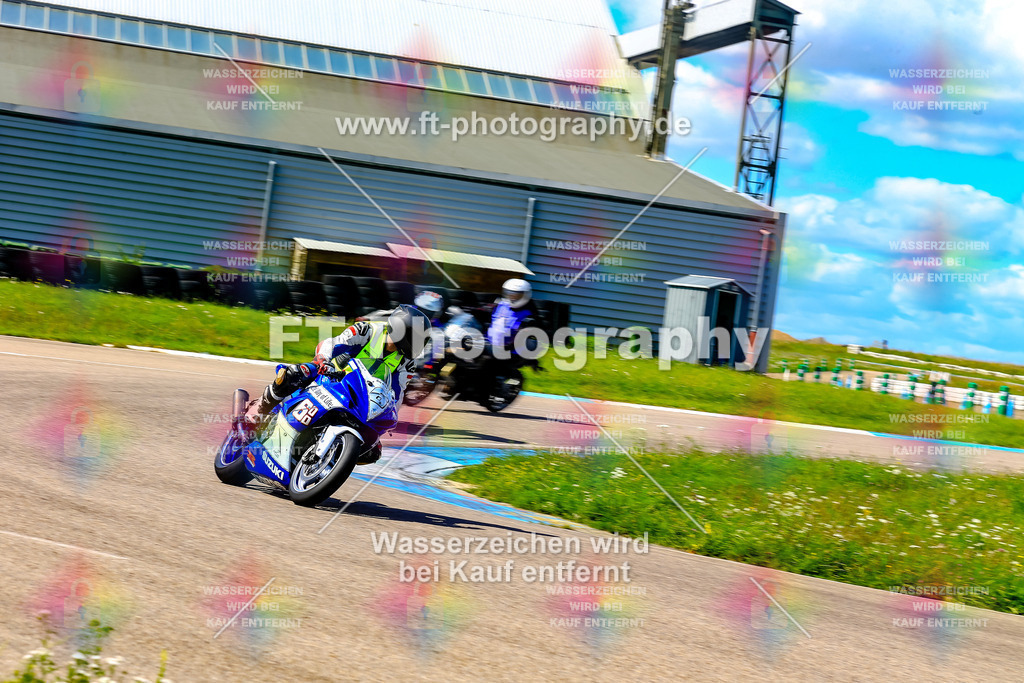 006-6158 | Hier findet Ihr Bilder von Touristenfahrten auf der Nürburgring Nordschleife oder von anderen Veranstaltungen die ich besucht habe. Viel Spass beim Durch Schauen 