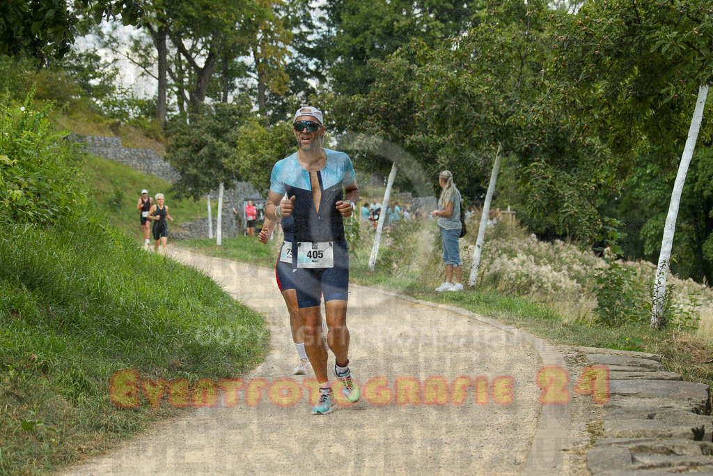 250824_1347_EX1_3700 | Sportfotografie im Rhein-Sieg Kreis, Köln, Bonn, NRW, Rheinland Pfalz, Hessen, etc. Unser Tätigkeitsfeld umfasst den Laufsport vom Volkslauf über den Marathon, Duathlon, Triathon bis zum Ultralauf wie Kölnpfad Ultra oder Schindertrail.