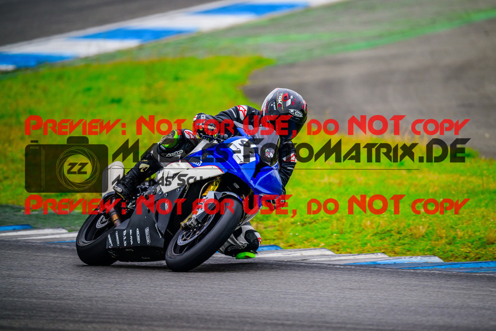 MaZZes_FotoMatrix_240614_6007705_2671 | WEISS