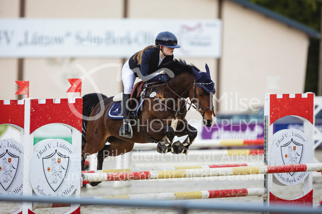 240426_Olfen-Vinnum_PonyTrophy-396 | Deine schönsten Turniermomente als professionelle Fotos! Entdecke hochwertige Pferdesport-Fotografie im Online-Shop. Jetzt Fotos finden & bestellen!