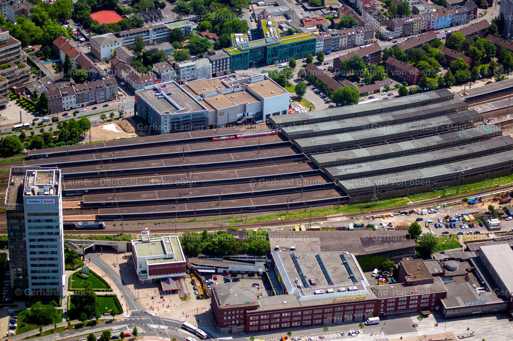 3805636 | Online-Shop für Luftbilder aus Deutschland. Seit über 45 Jahren baut Gerhard Launer das Luftbildarchiv mit unterschiedlichsten Themen stetig weiter aus.