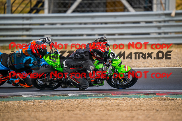 MaZZes_FotoMatrix_220625_1742 | TWINCUP