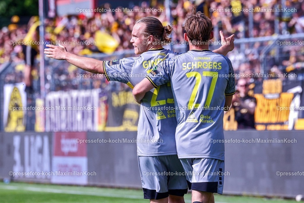 xsefx10052601019 | 10.05.2026, xsefx, Fußball, 3.Liga, FC Viktoria Köln - Alemannia Aachen, 37. Spieltag, Sportpark Höhenberg, Saison 2025 2026: Lars Timo Gindorf (Alemannia Aachen, 23) jubelt nach dem 2:0 bei der Vktoria Koeln DFB regulations prohibit any use of photographs as image sequences and or quasi-video. Photo: xSabinexEffgenxPressefotoKochx