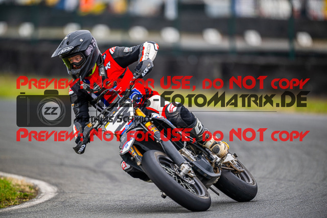 MaZZes_FotoMatrix_231001_1252 | UE40