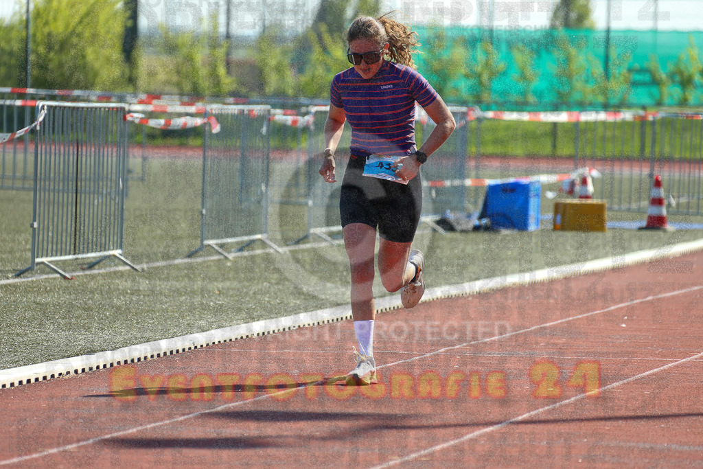 220424_1126_EX1_4684 | Sportfotografie im Rhein-Sieg Kreis, Köln, Bonn, NRW, Rheinland Pfalz, Hessen, etc. Unser Tätigkeitsfeld umfasst den Laufsport vom Volkslauf über den Marathon, Duathlon, Triathon bis zum Ultralauf wie Kölnpfad Ultra oder Schindertrail.