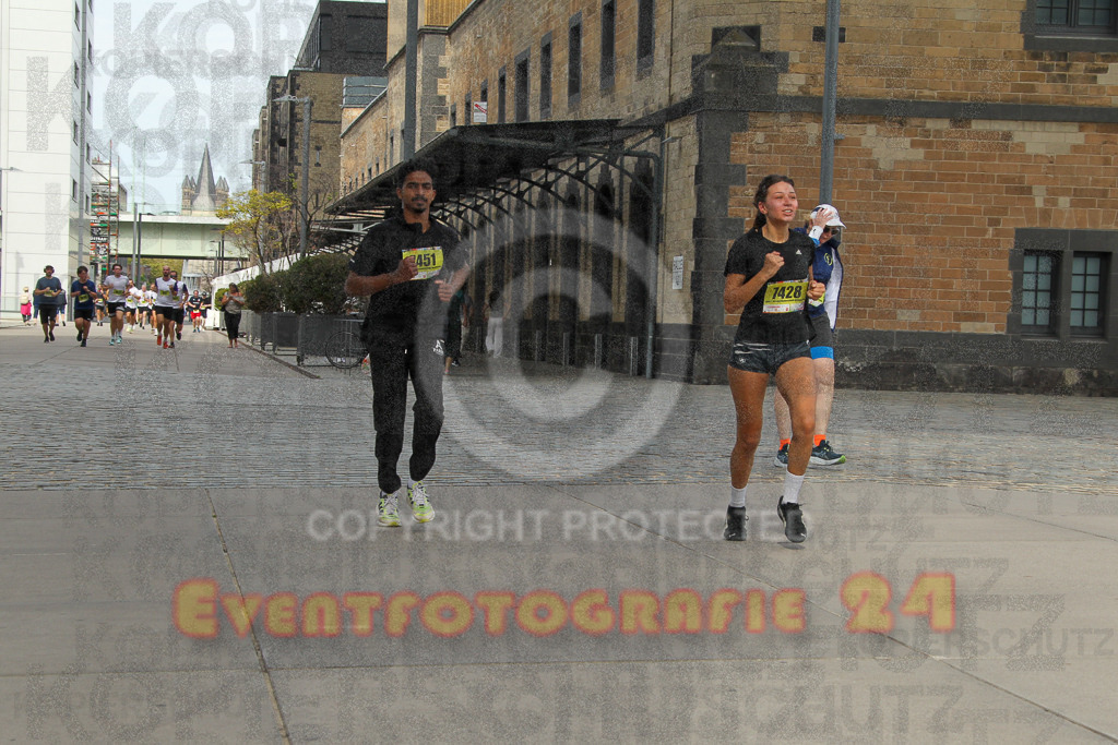 250920_1326_EV4_5539 | Sportfotografie im Rhein-Sieg Kreis, Köln, Bonn, NRW, Rheinland Pfalz, Hessen, etc. Unser Tätigkeitsfeld umfasst den Laufsport vom Volkslauf über den Marathon, Duathlon, Triathon bis zum Ultralauf wie Kölnpfad Ultra oder Schindertrail.