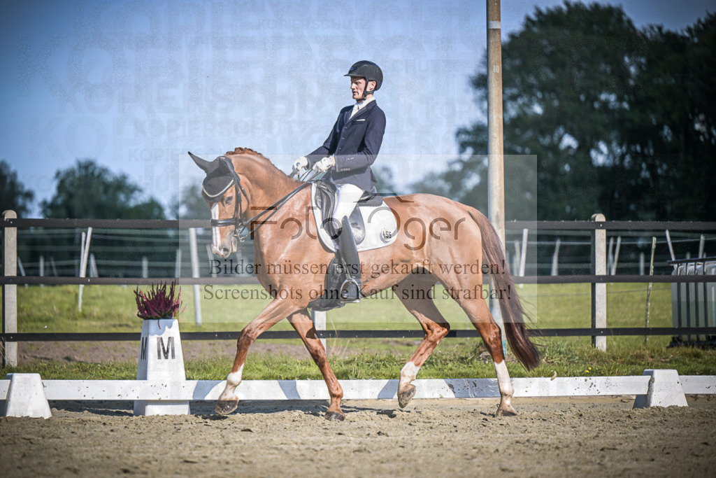 DOS_3367 | Entdecke hochwertige Reitturnierfotos von Foto Oger. Professionell, emotional und authentisch – jetzt Lieblingsmomente im Shop bestellen.Deutschlandweite Turnierfotografie. - Realisiert mit Pictrs.com