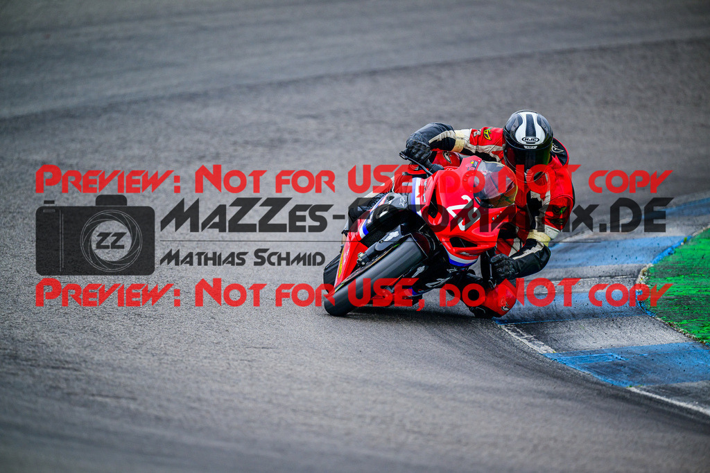 MaZZes_FotoMatrix_240614_6007705_2-216 | ROT